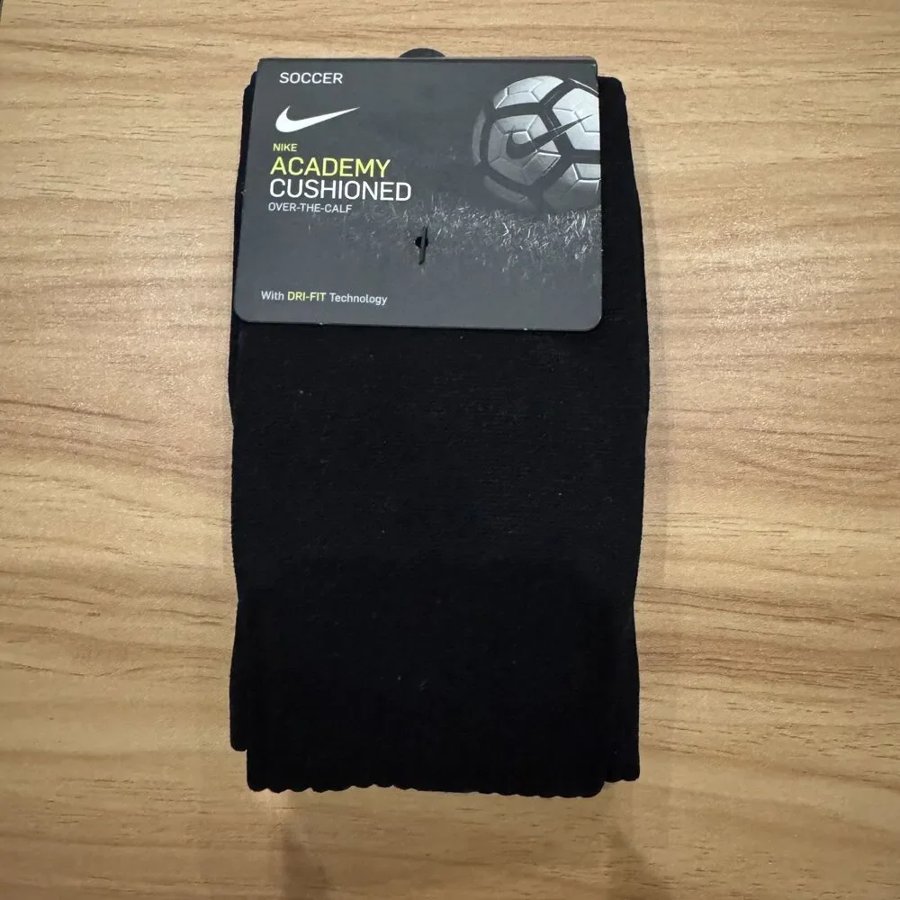 NWT Nike size small unisex socks soccer cushioned black